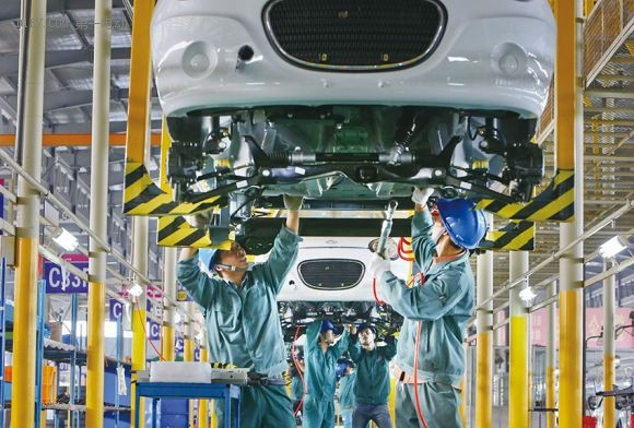 車(chē)企大佬擼起袖子加油干，押注自主板塊，發(fā)力新能源車(chē)
