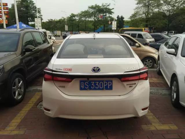回首2016，細(xì)品中國新能源汽車行業(yè)的那些奇葩事兒