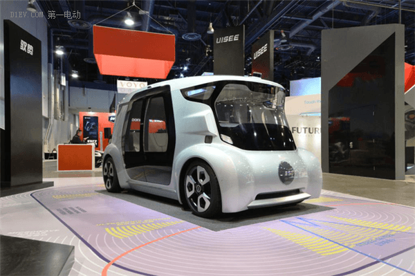 馭勢科技無人駕駛電動車