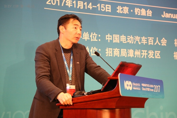 上海國際汽車城(集團)有限公司董事長榮文偉
