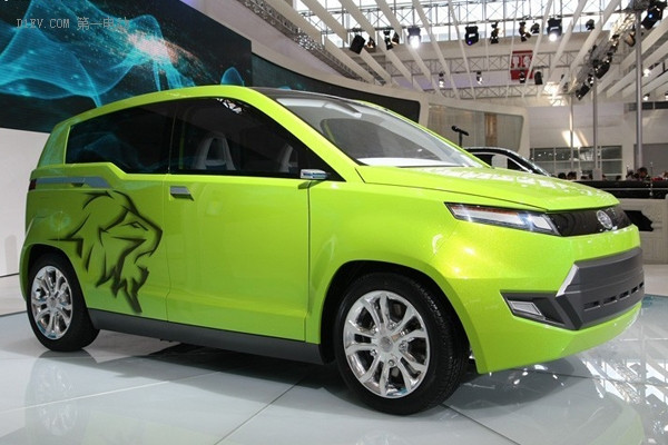 我國新能源汽車產(chǎn)銷量連續(xù)兩年居世界第一