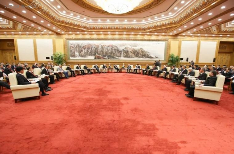 寧德時(shí)代CTO博閣仁先生受李克強(qiáng)總理親切接見