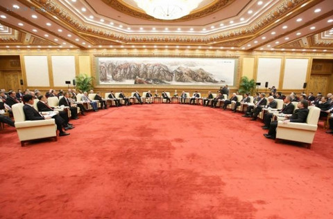 宁德时代CTO博阁仁先生受李克强总理亲切接见