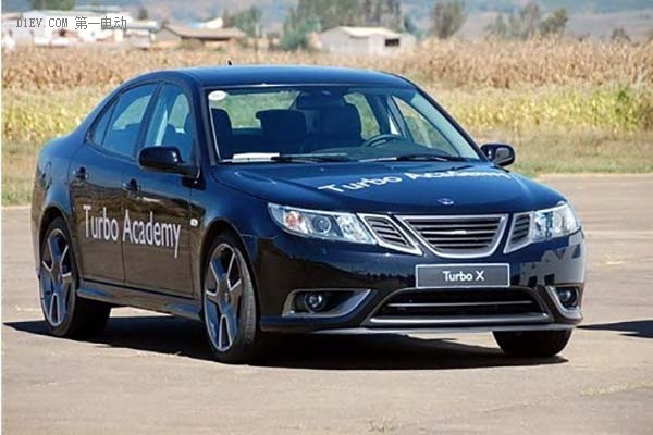 未來汽車開發(fā)者 | 蔣大龍：用電動汽車撬動智能交通