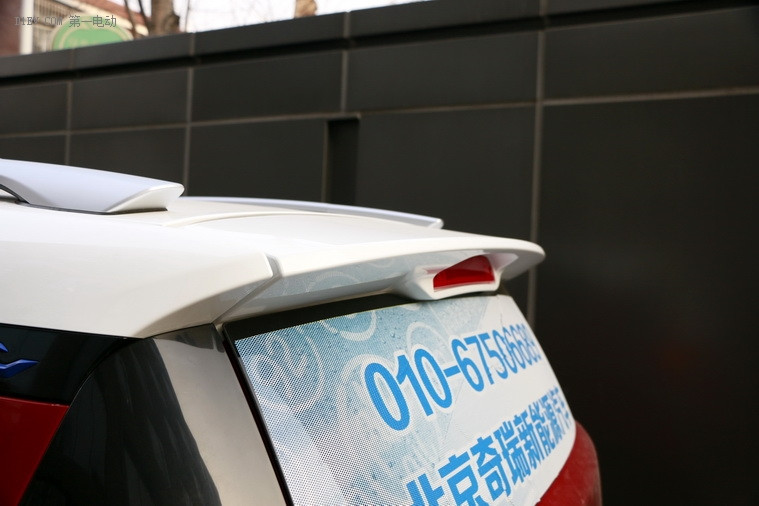 奇瑞eQ1現(xiàn)已到店定金1萬，2門2坐設(shè)計(jì)、配快充、倒車影像