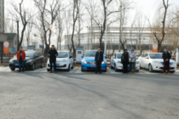 純電動車主低溫快充PK賽：顏值雙子，吉利帝豪EV大戰(zhàn)長安逸動EV