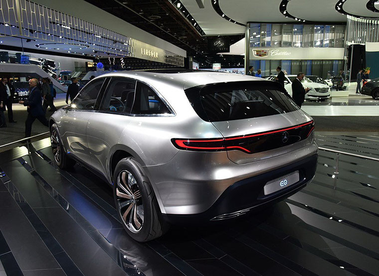  奔驰纯电动SUV测试谍照 预计2019年量产