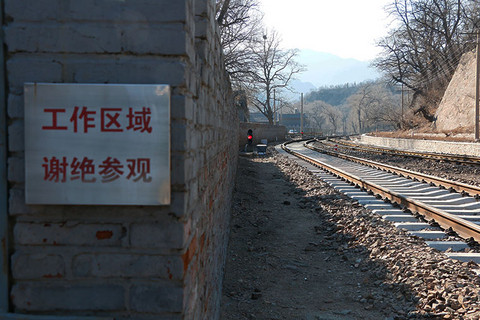 抓住雪季的小尾巴 开电动车如何玩转京城周边滑雪场(上)