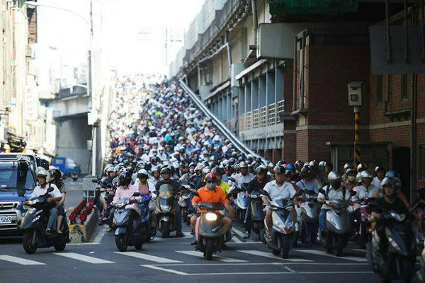 汽車、摩托車分流管理