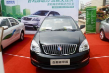 甲醇汽車？李書福在兩會上要“干大事”了