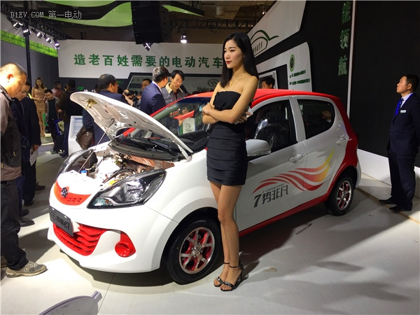 更高端、更智能、更安全，易咖e7濟(jì)南車展首發(fā)亮相