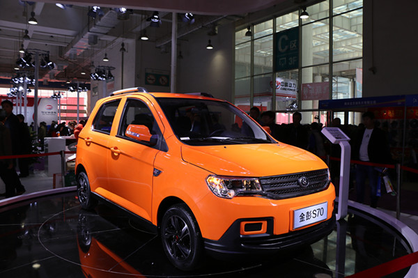 濟(jì)南車展觀察：高速車企積極布局，鋰電產(chǎn)品試水市場(chǎng)