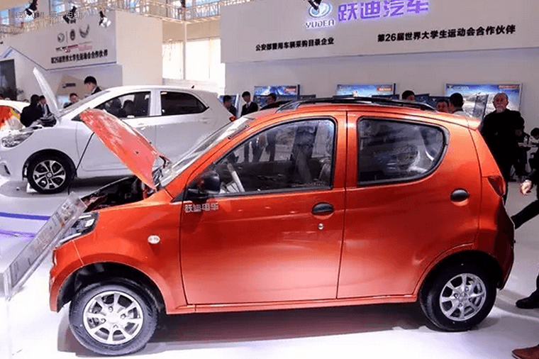 躍迪多款車型亮相濟(jì)南車展 YD360鋰電版首次發(fā)布