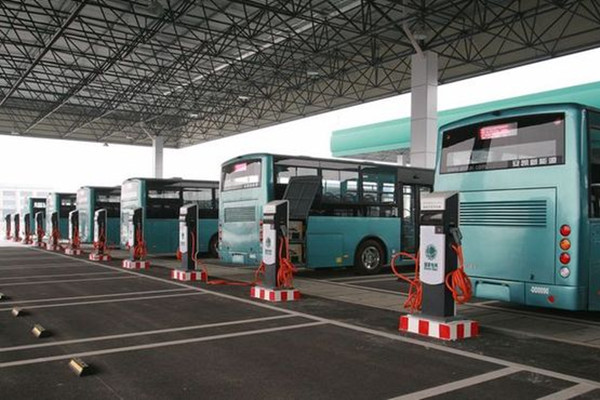 交通部：《營(yíng)運(yùn)客車(chē)安全技術(shù)條件》將于4月1日起實(shí)施