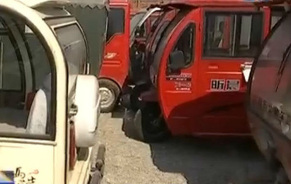 濟(jì)南低速電動車陷困境：商戶關(guān)門歇業(yè)，已波及行業(yè)上游