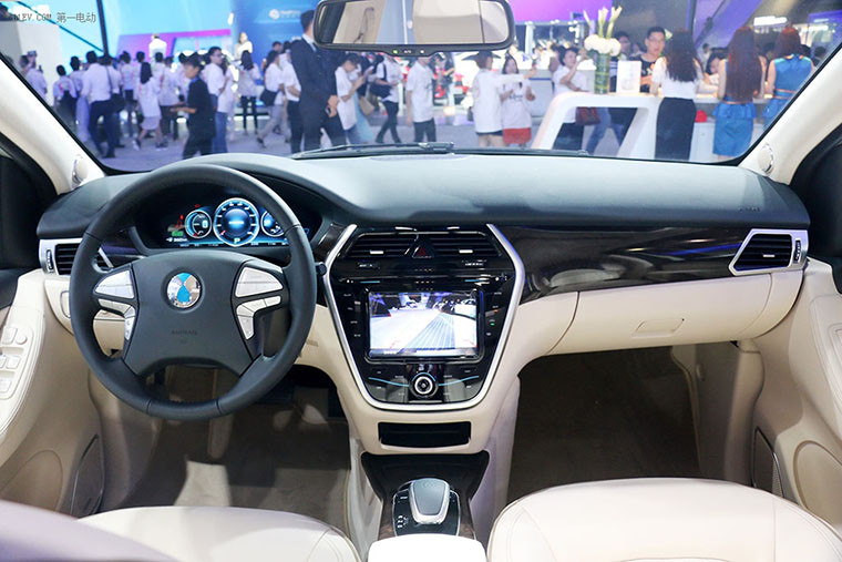 長(zhǎng)途出行更淡定 比亞迪e5帝豪EVEU260騰勢(shì)等長(zhǎng)續(xù)航純電動(dòng)車推薦