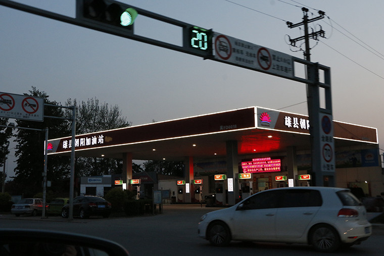 新老吉利帝豪EV極限續(xù)航對比測試 這一次我們竟然把車開進(jìn)了雄安！
