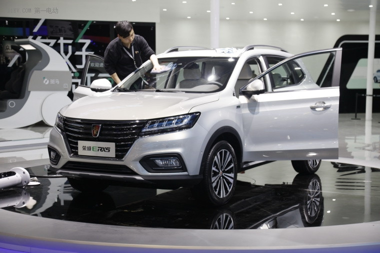 新能源盛宴即將開(kāi)啟 2017上海車(chē)展探館