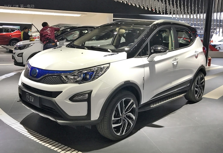 新能源盛宴即將開(kāi)啟 2017上海車(chē)展探館