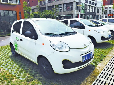 數(shù)量有限停車不易還車難，共享汽車在武漢推廣遇梗阻