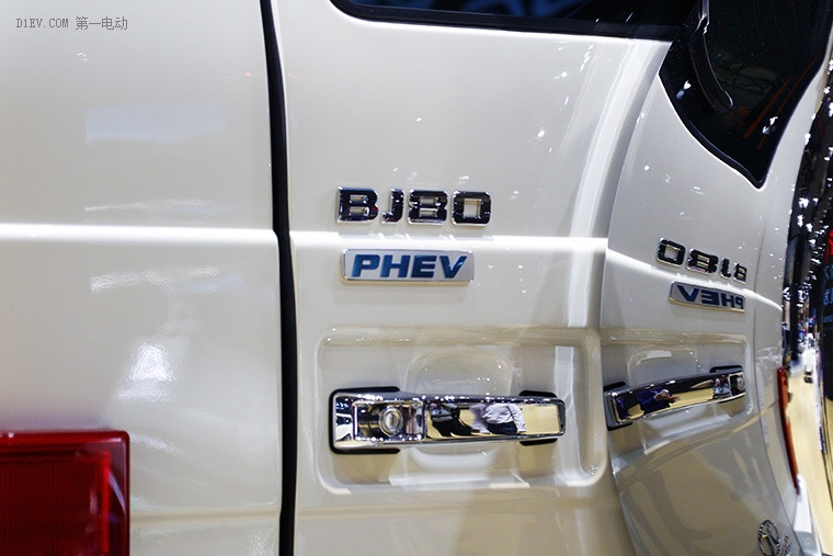 采用輪轂電機實現四驅 北汽BJ80插電混動上海車展首秀