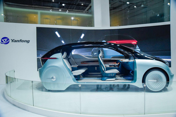 延峰攜概念車YF17亮相上海車展，四種駕乘模式隨心切換