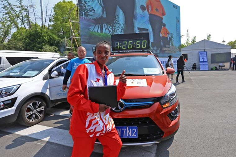 約跑”揚州半馬 北汽新能源引領綠色生活新風尚