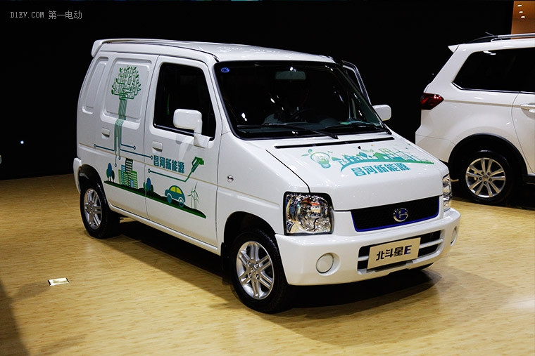 詳細到不可描述 2017上海車展觀展盤點：細數(shù)60款純電動車