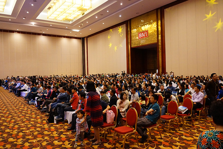 828臺(tái)！吉利帝豪EV300千人團(tuán)購會(huì)以高成交率圓滿收官
