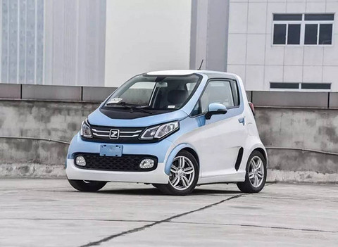 众泰E200