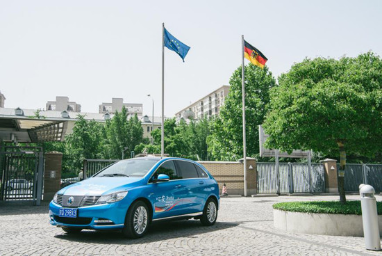 EV晨報 | 334款新能源汽車申報第296批新車公告;工信部醞釀新材料產(chǎn)業(yè)扶持政策;多氟多海外訴訟劇情反轉(zhuǎn)