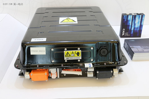 龙威Ⅱ代纯电动公路客车采用的CATL电池包