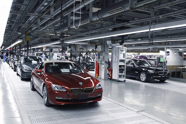 汽車企業(yè)斷流重組