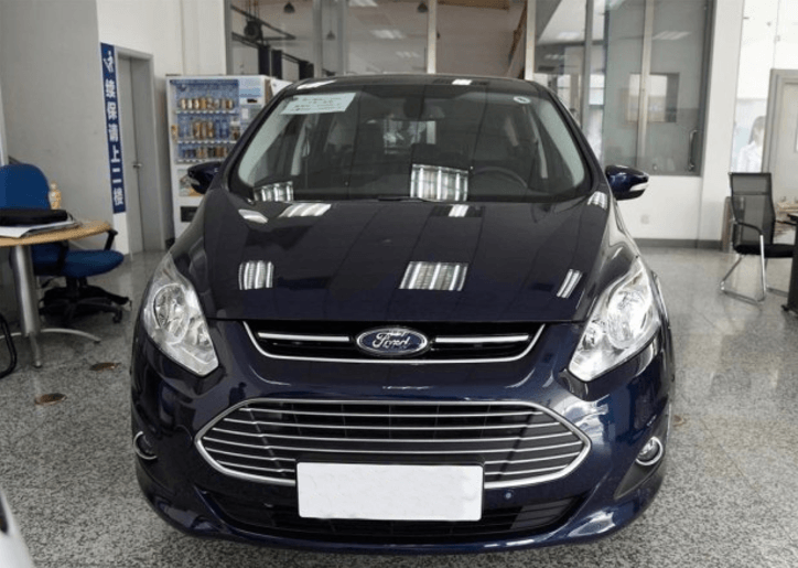 Официальная цена гибридной версии Ford C-MAX Energi — 213 800 юаней