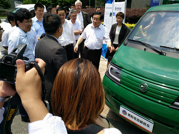 氫燃料電池汽車要加大示范應(yīng)用政策扶持力度