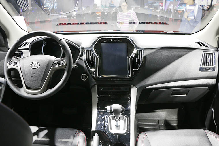 華泰新能源三款新車上市 補(bǔ)貼后僅售4.88萬元起