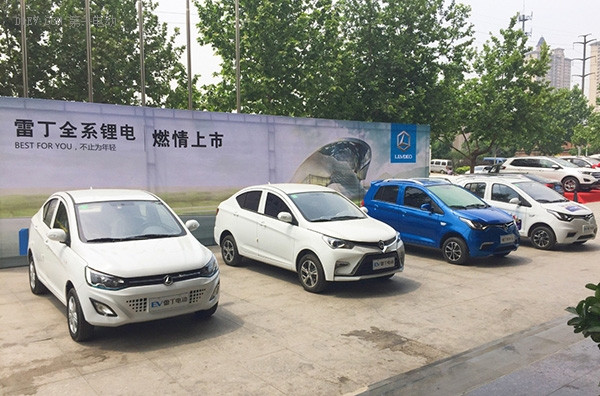 收獲鋰電訂單528臺 雷丁全系鋰電石家莊上市