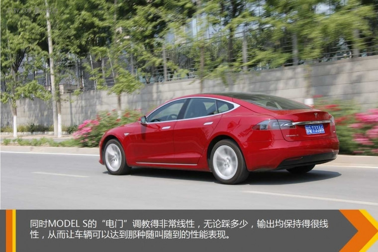 岂止跑得快内里更强大 试驾特斯拉Model S 90D