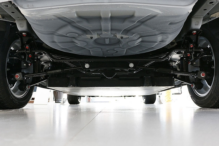 為用戶而生 12.99萬元比亞迪e5 300 e享型實車到店