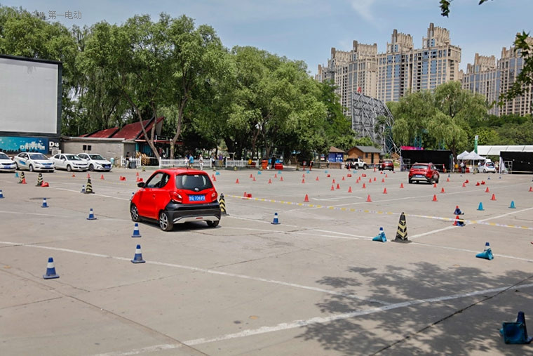 610百團(tuán)大“賺”購車節(jié)完美收官 優(yōu)惠到不可想象簽單近百