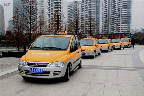 众泰纯电动出租车