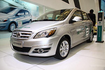 北汽北京車展發布兩款電動車 續航均超200km