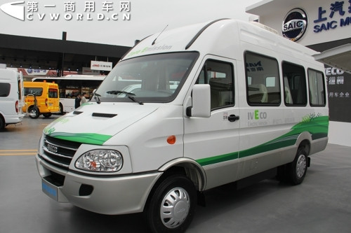 南京依维柯纯电动轻客NJ6607CEV1