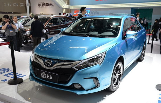北京車(chē)展新能源車(chē)受追捧