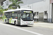 青年汽車集團與香港九龍巴士純電動公交車簽約