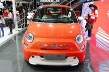 菲亚特北京车展发布500e纯电动车