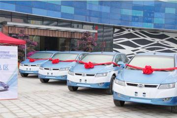 广西首批30辆比亚迪e6纯电动出租车梧州运营
