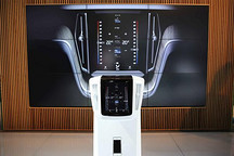 沃爾沃北京車展現(xiàn)場(chǎng)揭秘Apple CarPlay車載服務(wù)系統(tǒng)