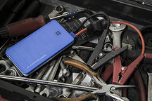 锂电池打造“最便携”汽车启动电源 仅重200克
