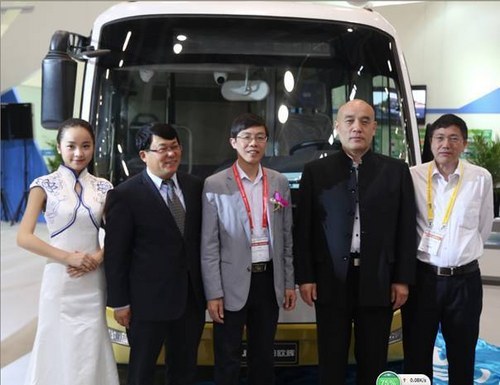 新能源汽車藍(lán)海 歐輝“智藍(lán)風(fēng)暴”起航